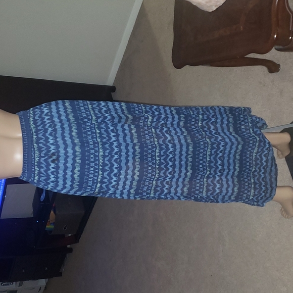 Hollister s semi sheer maxi overlay deep side slits flowy Aztec - Picture 4 of 8